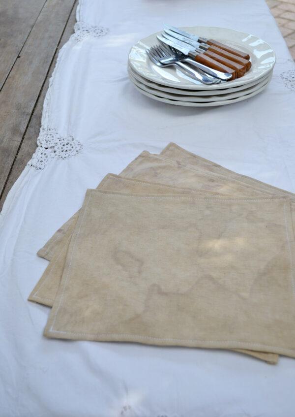 serviette de table teinture vegetale a l'artichaut