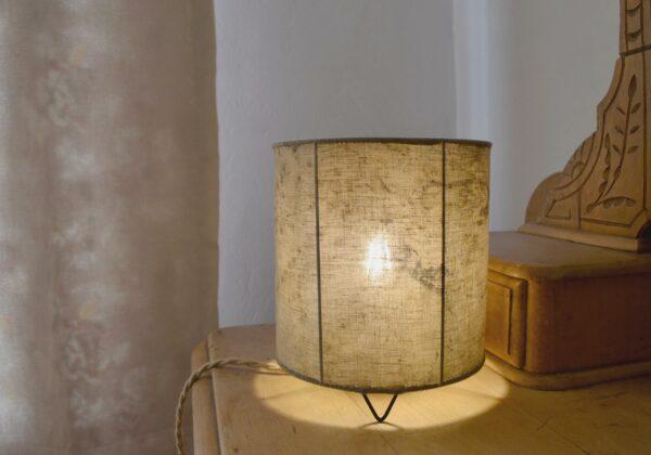 lampe à poser, lampe de chevet, lampe de table en tissu couleur kaki