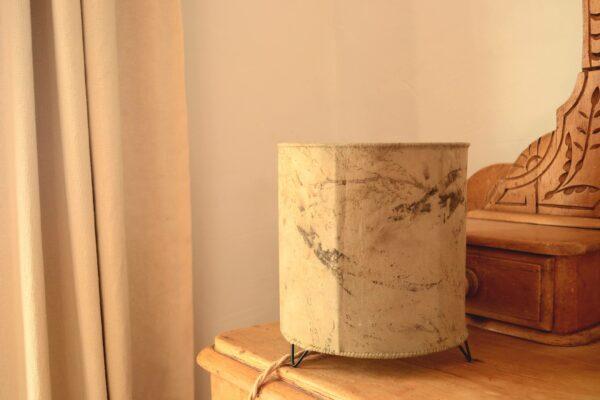 lampe à poser, lampe de chevet, lampe de table en tissu couleur kaki